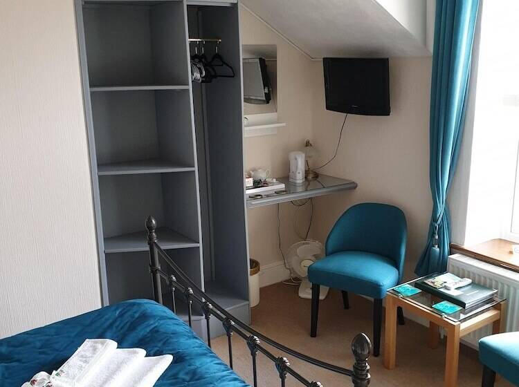 Номер Стандарт, Bronwye Guest House