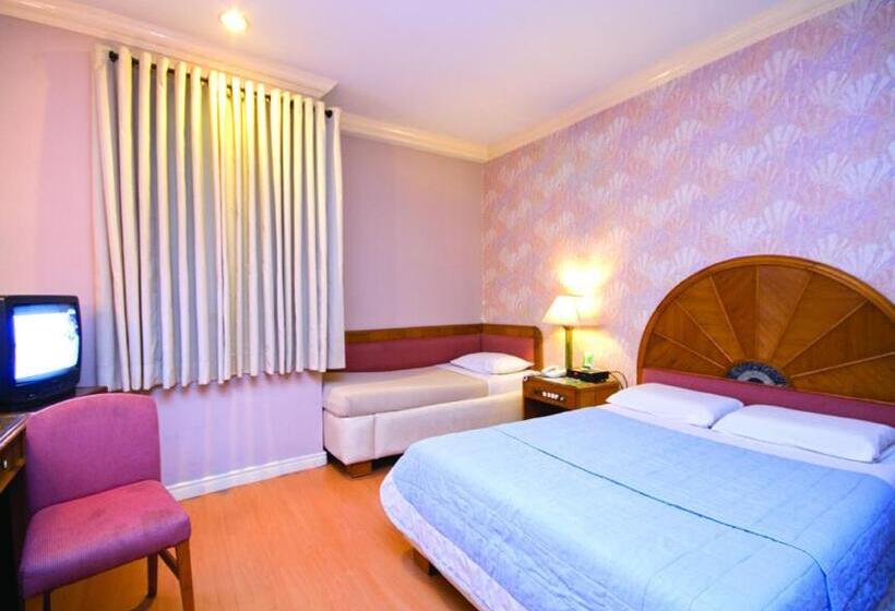 Трехместный Номер Superior, Grand City Hotel Inc