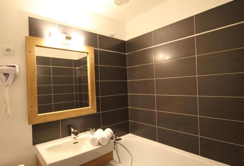 اتاق سوپریور, Hôtel Spa Piscine Le Petit Castel Beuzeville Honfleur