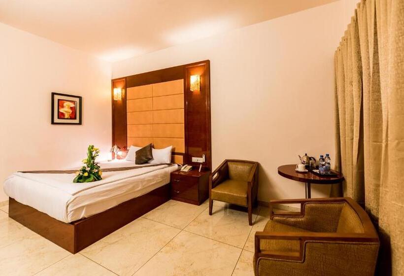 اتاق سوپریور با تخت بزرگ, Novotel Lubumbashi