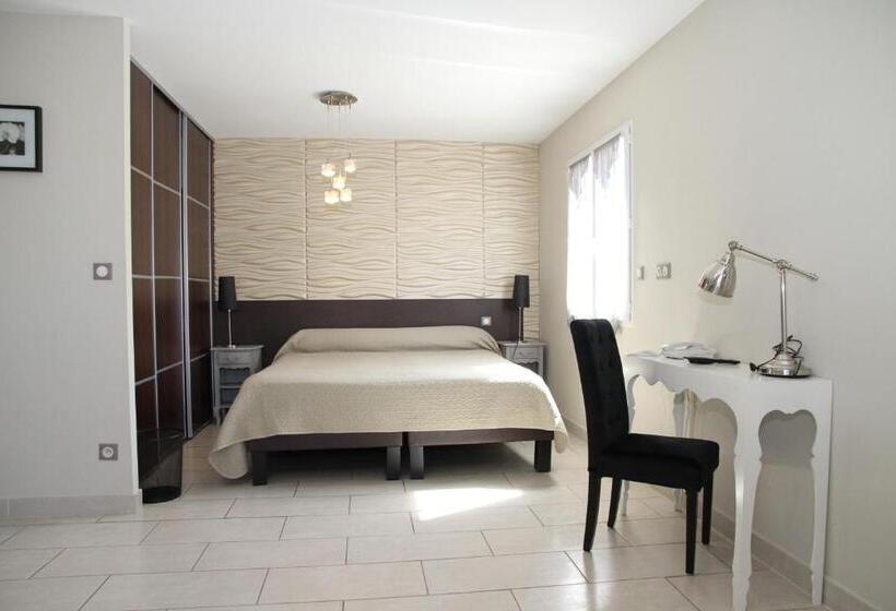 Suite with Terrace, Saint Germain