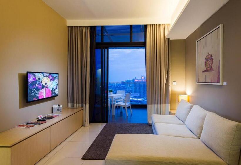 سوئیت 2 خوابه, The Pines Melaka