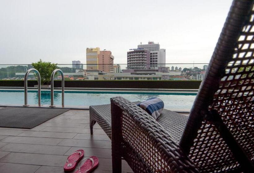 مجموعه ویستا شهر, The Pines Melaka