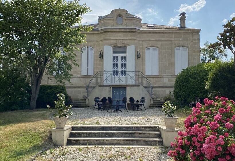 Студия Deluxe, Château Papounan