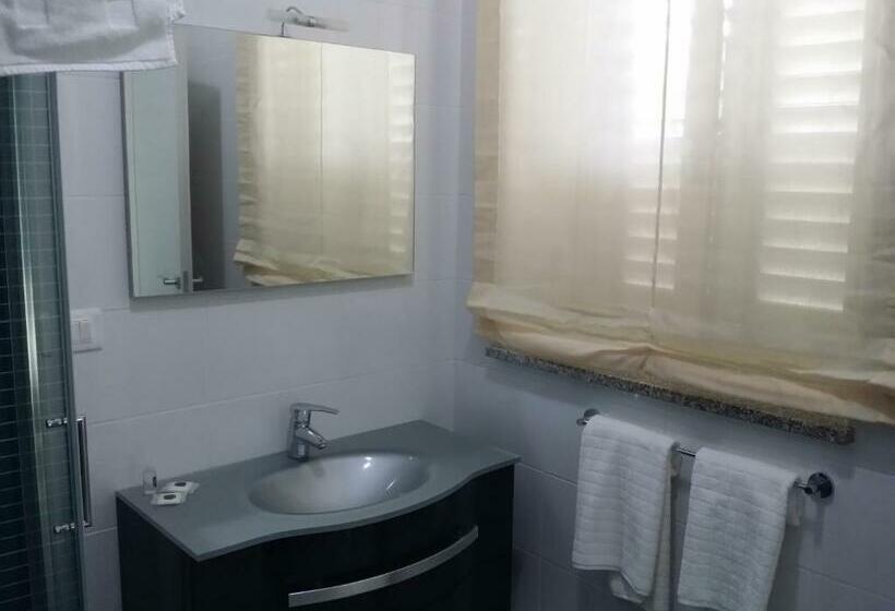 اتاق استاندارد, Le Castella B&b