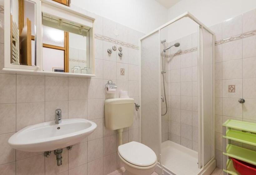 Апартаменты 1 Спальня с Балконом, Apartments Villa Adria