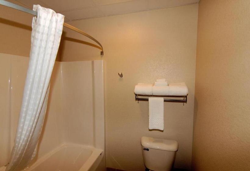 자쿠지 스위트, Cobblestone Inn & Suites   Denison | Oak Ridge