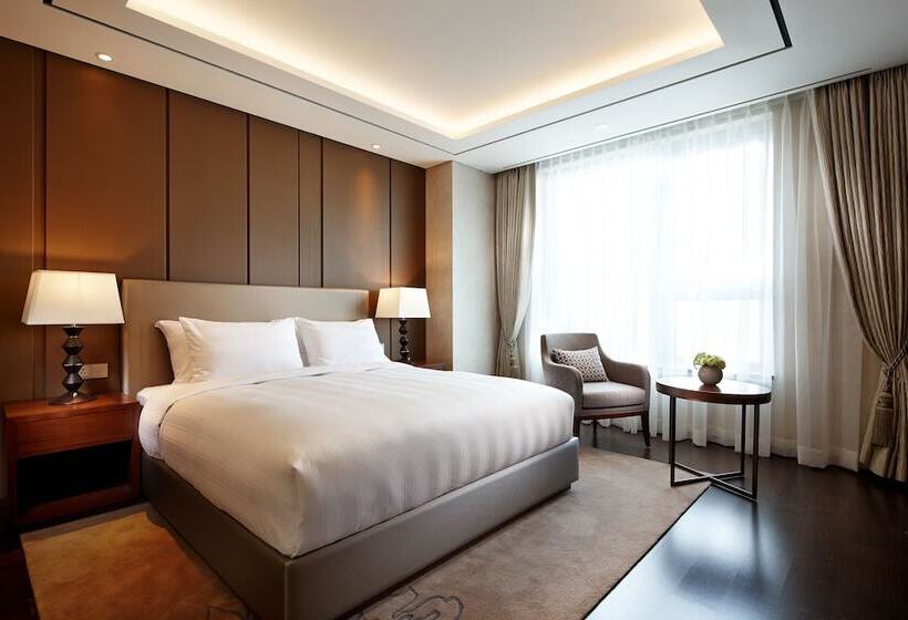 جناح سوبيريور, Lotte City Hotel Ulsan