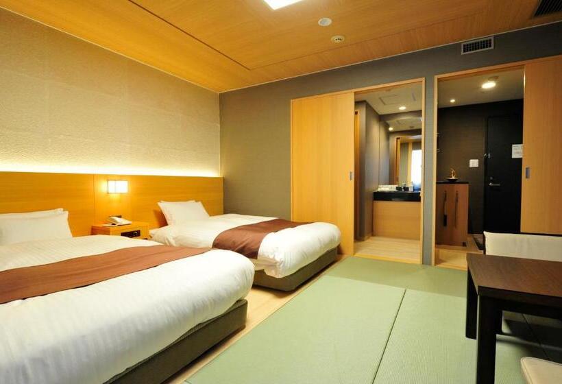 اتاق استاندارد با چشم‌انداز کوهستان, Niseko Hot Spring Ikoino Yuyado Iroha