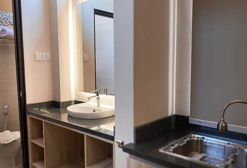 디럭스 룸, Svarna Suites Seminyak