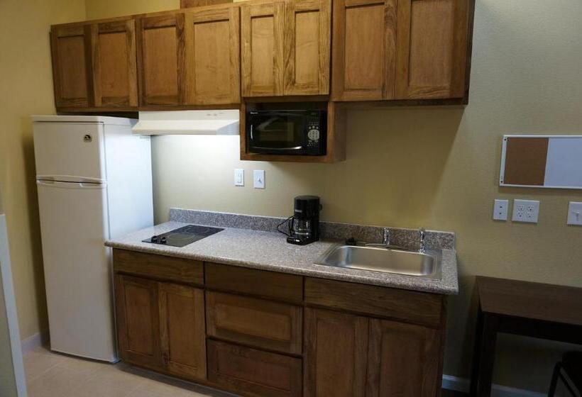 Люкс Кровать Кинг, Texas Bungalows Hotel & Hotel Que At Lakeline Austin Cedar Park