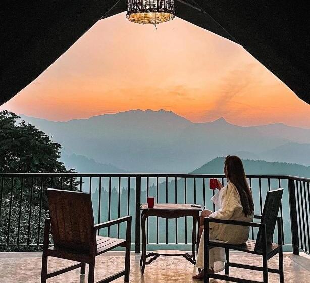 Deluxe Tent, Madulkelle Tea And Eco Lodge