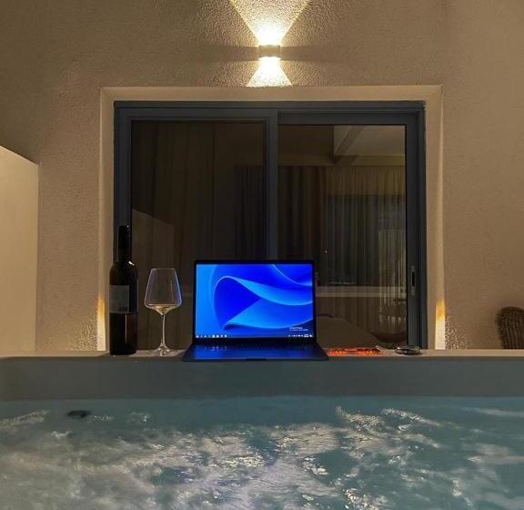 Люкс Повышенной Комфортности, Narciso Thassos Luxury Suites