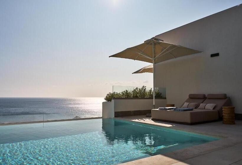 可观景的套房, Ios Grand Pool Suites