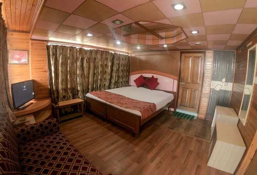 Номер Deluxe, Goroomgo Broadway Mall Road Darjeeling