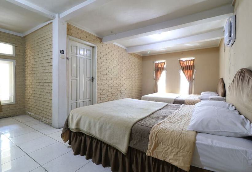 Семейный Номер, Kampung Pa Go Resort
