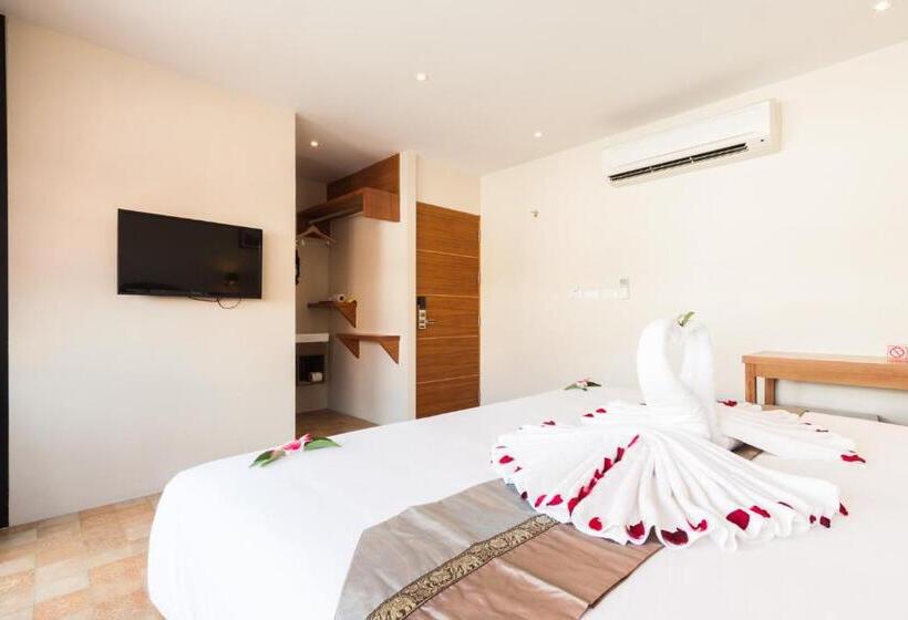اتاق پریمیوم با بالکن, At Samui Boutique