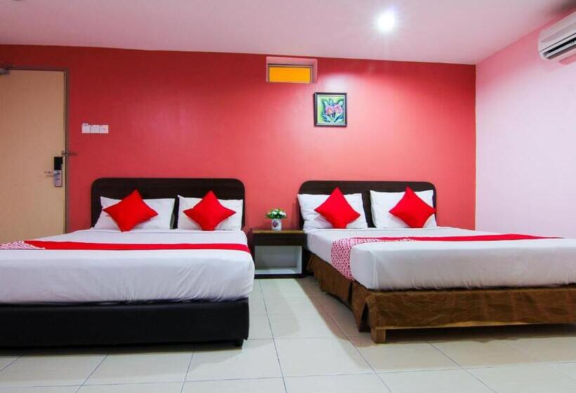 Family Suite, Oyo 11343  Putra Iskandar