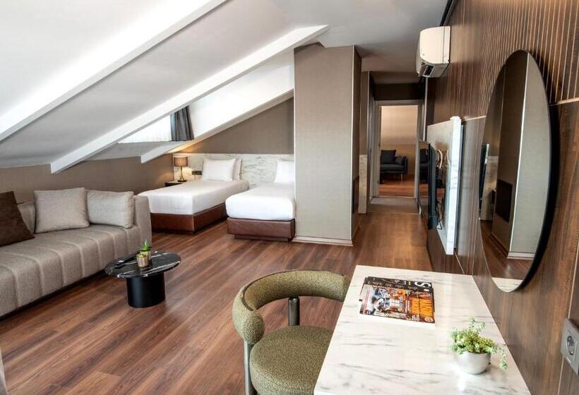 Suite with Terrace, Bosfora