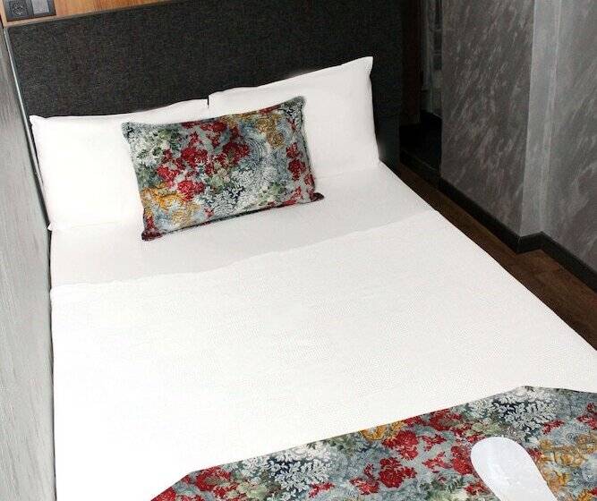 اتاق استاندارد یک نفره, Istanbul Fair