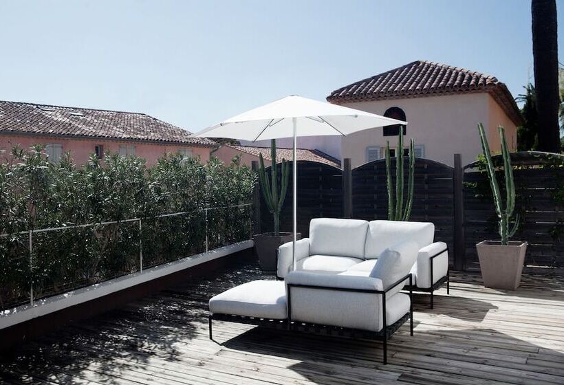 테라스 주니어 스위트, White 1921 Saint Tropez