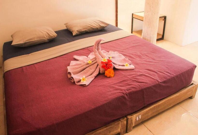 Номер Стандарт Индивидуальный Совместная Ванная, Seabreeze Hostel Bali