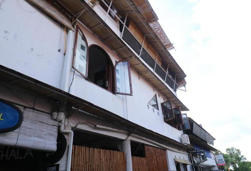 Кровать в Общей Комнате, Seabreeze Hostel Bali