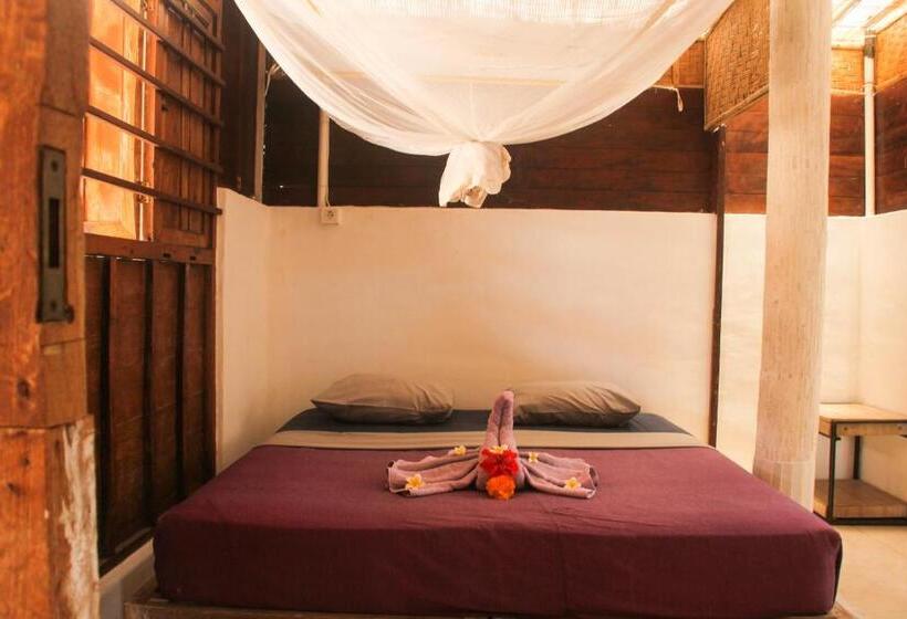 Номер Стандарт Индивидуальный Совместная Ванная, Seabreeze Hostel Bali