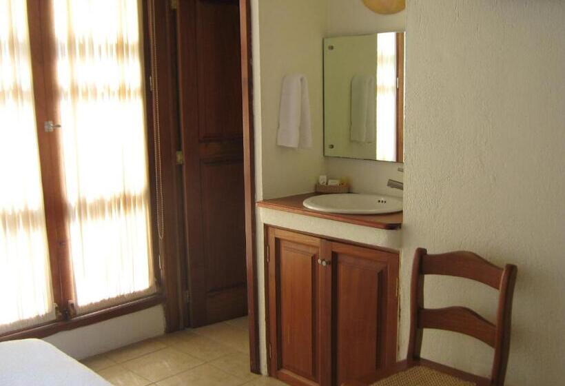 Quarto Estandar, Casa Del Rio