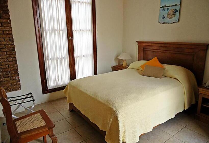 Quarto Estandar, Casa Del Rio