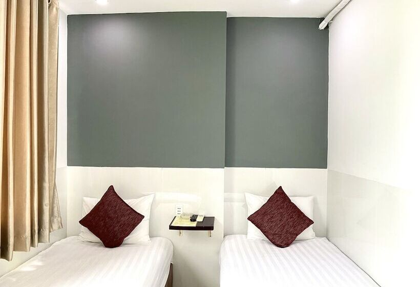 اتاق سوپریور, Mi Linh