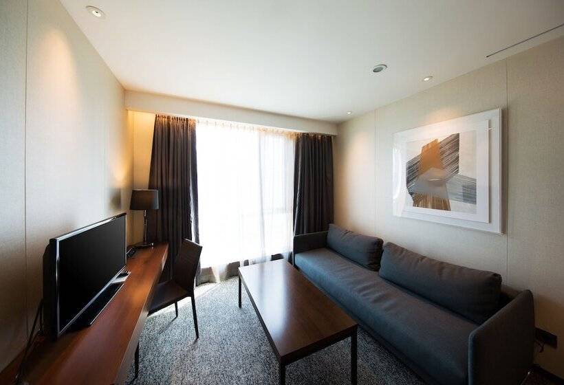 Номер Deluxe, Solaria Nishitetsu Hotel Busan