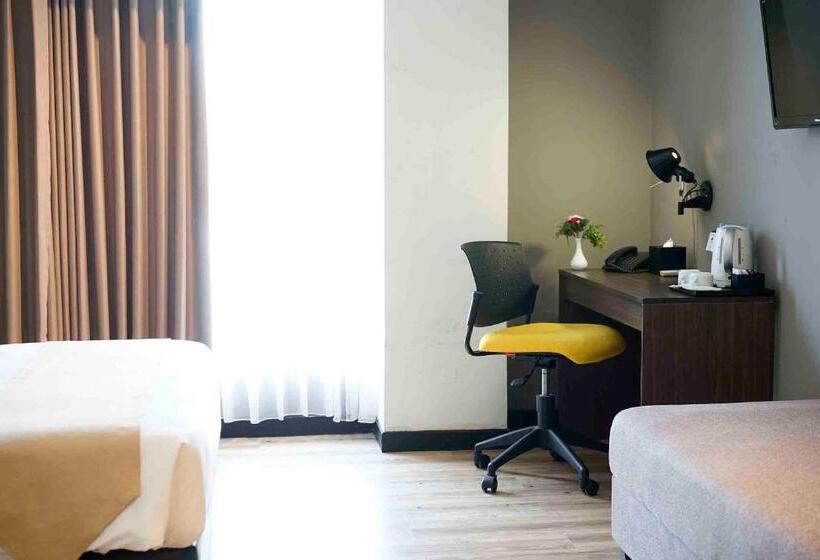 Номер Deluxe, Yunna Hotel Lampung
