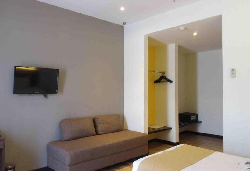 Номер Deluxe, Yunna Hotel Lampung