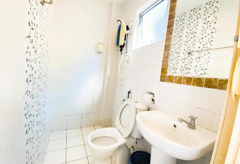 Семейный Номер, Sun Inns Hotel Bandar Puchong Utama