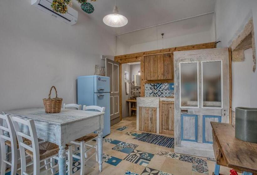 ویلای یک اتاق خوابه با استخر شنا, Trulli Terra Magica
