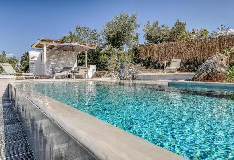 ویلای یک اتاق خوابه با استخر شنا, Trulli Terra Magica