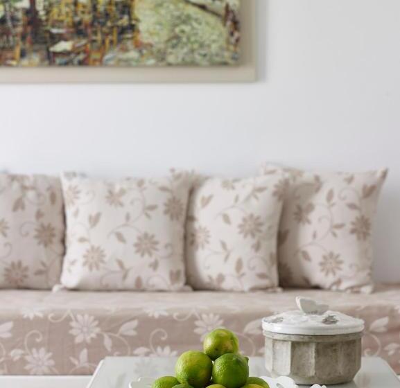 패밀리 스위트, Folegandros Apartments