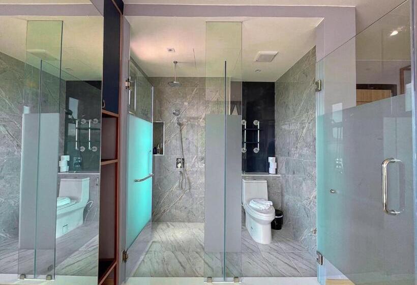 Люкс Повышенной Комфортности, The Blue Hotel   Sha Plus