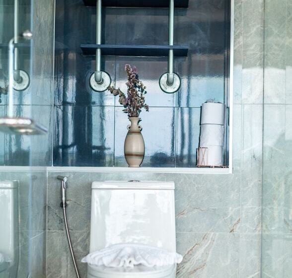 Люкс Повышенной Комфортности, The Blue Hotel   Sha Plus