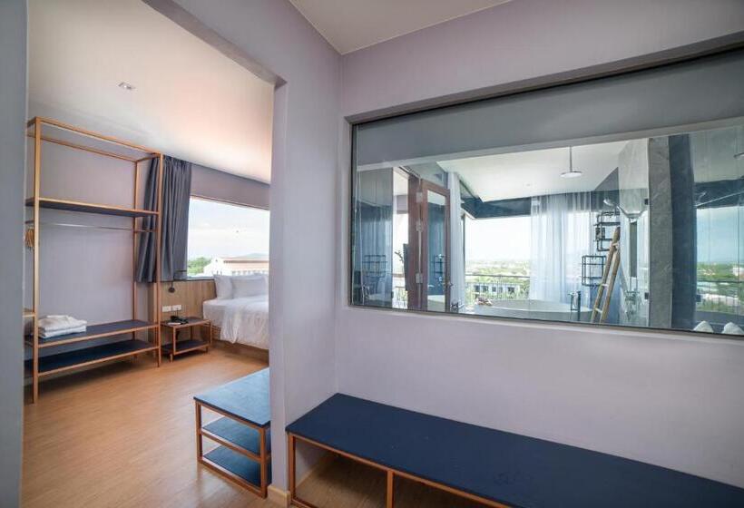 Люкс Повышенной Комфортности, The Blue Hotel   Sha Plus