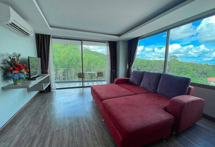Номер Deluxe, The Blue Hotel   Sha Plus