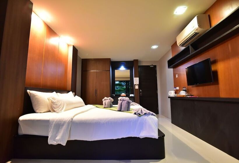 Номер Deluxe с Балконом, The Breeze Lipe Resort