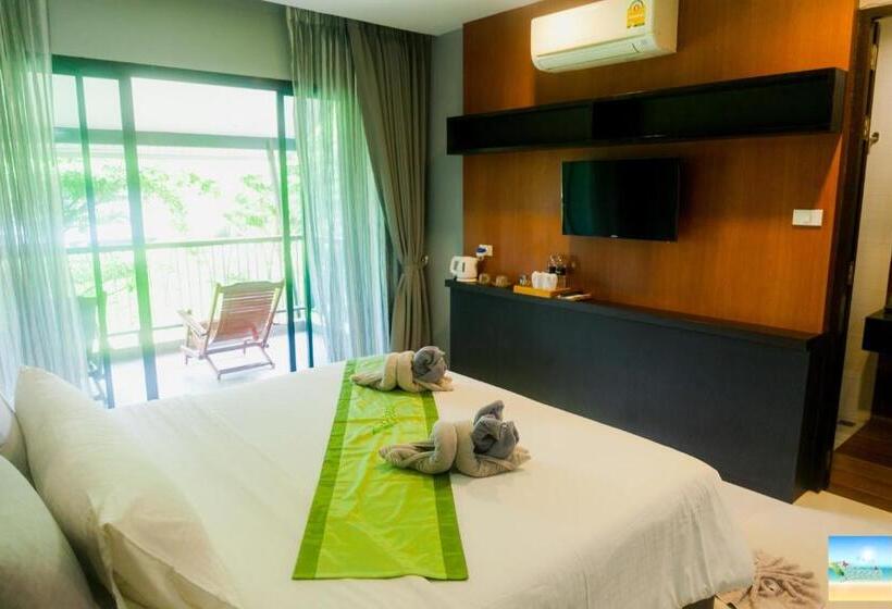 Номер Deluxe Вид на Сад, The Breeze Lipe Resort