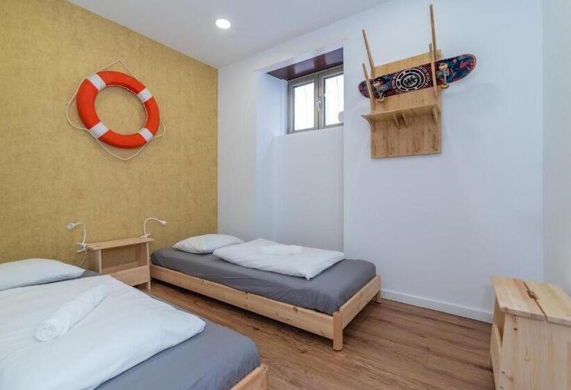 Номер Стандарт, Dude Beach Hostel