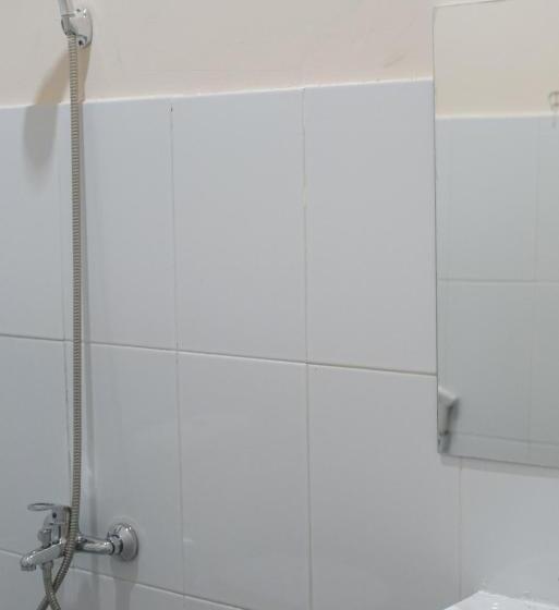 디럭스 룸, Gold Line Guest House