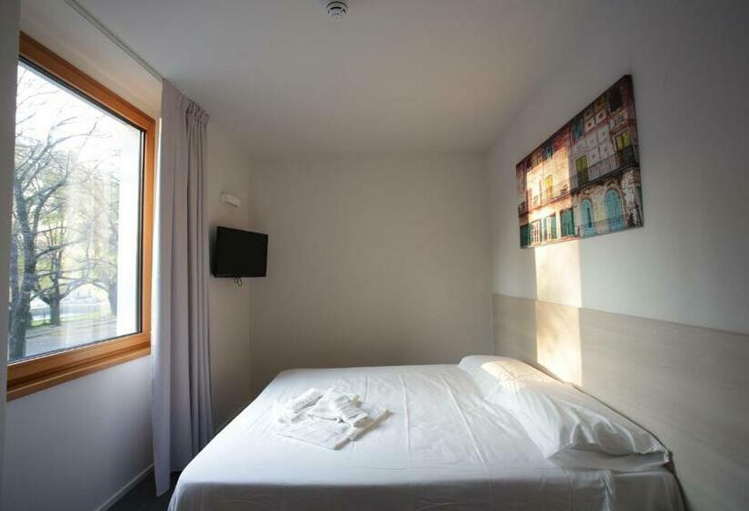 اتاق استاندارد, Stravagante Hostel & Rooms