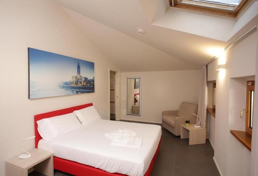 اتاق استاندارد سه نفره, Stravagante Hostel & Rooms
