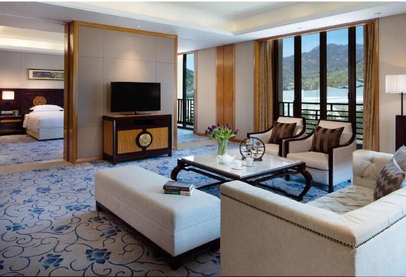 Люкс Повышенной Комфортности, Wutai Mountain Marriott