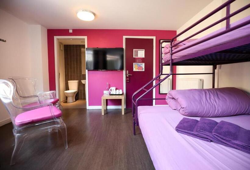 חדר סטנדרט לשלושה, Safestay London Elephant & Castle